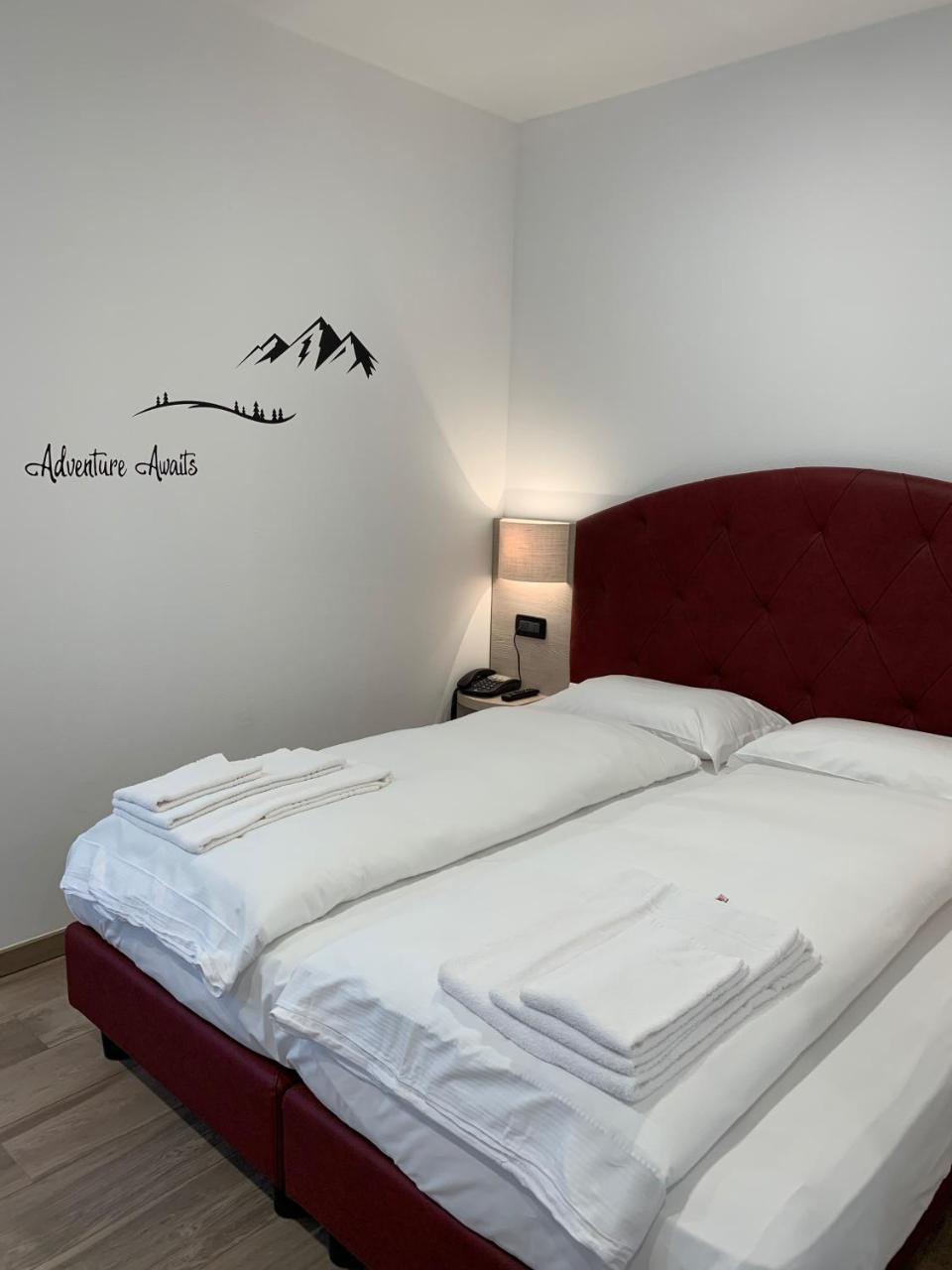 Alpieve Albergo Pieve Пьеве-ди-Ледро Экстерьер фото